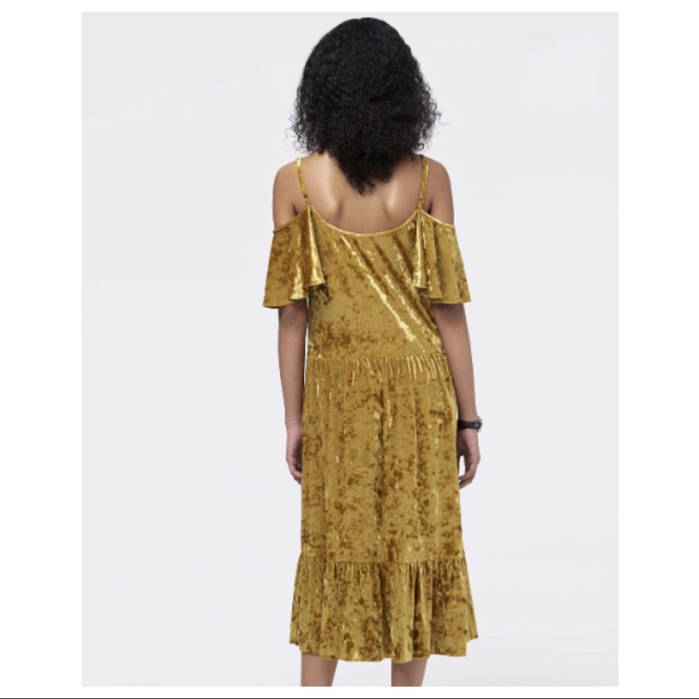 REBECCA MINKOFF COLD SHOULDER VELVET MIDI DRESS - Picture 4 of 6